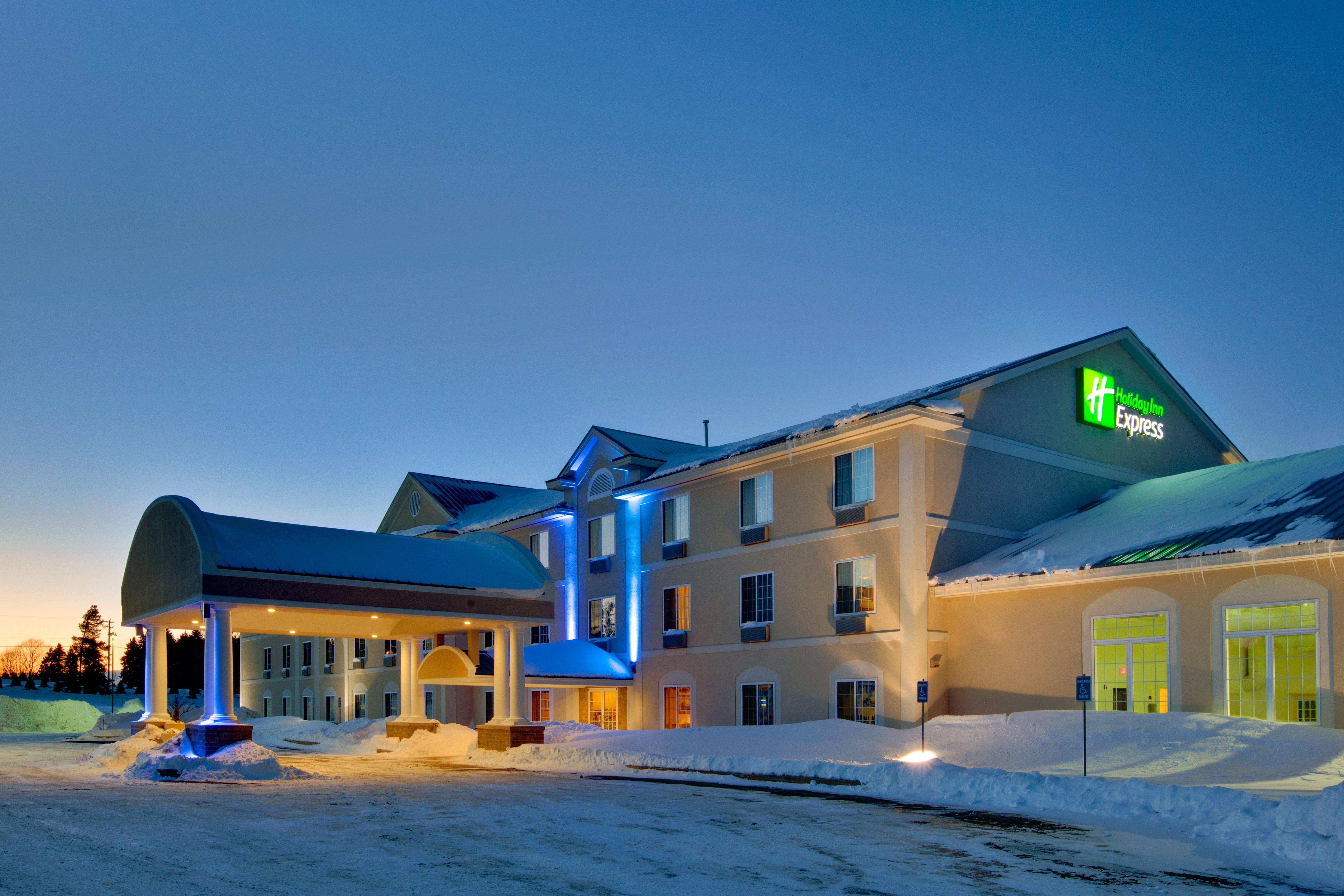Holiday Inn Express Hotel & Suites Cadillac By Ihg Eksteriør billede